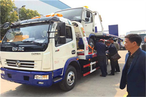 张山营汽车道路救援拖车价格